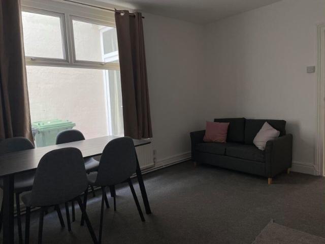 Apartment for rent in Mount Pleasant, Nangreaves