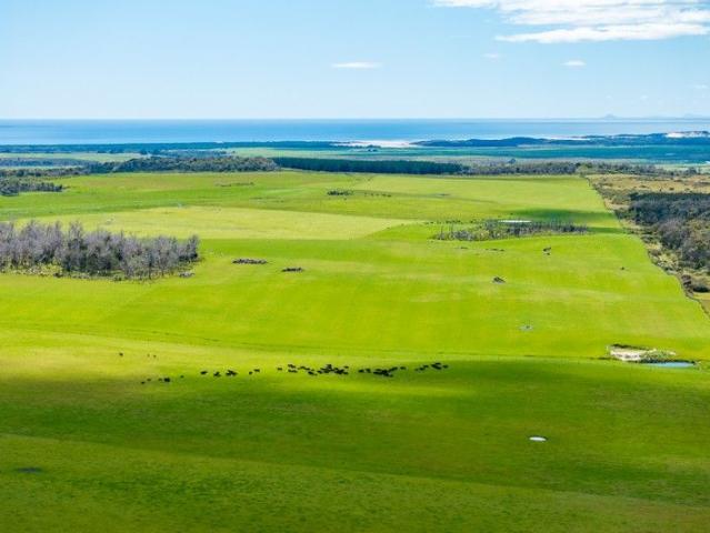 Cottage for sale in Gladstone, Tasmania