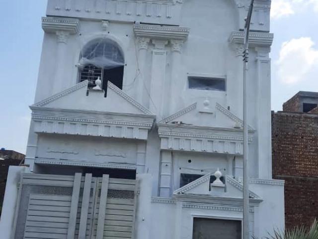 House for sale in گوپی روئے, لاہور ڈویژن