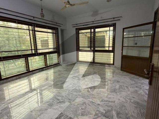 House for sale in Clifton, North Waziristan