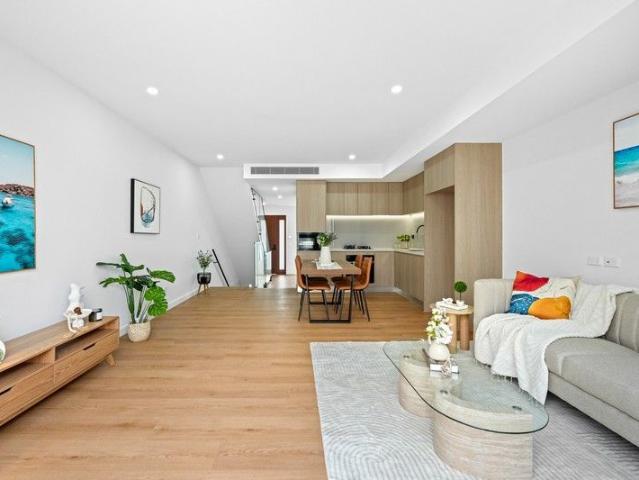 Townhouse for sale in Sydney, New South Wales