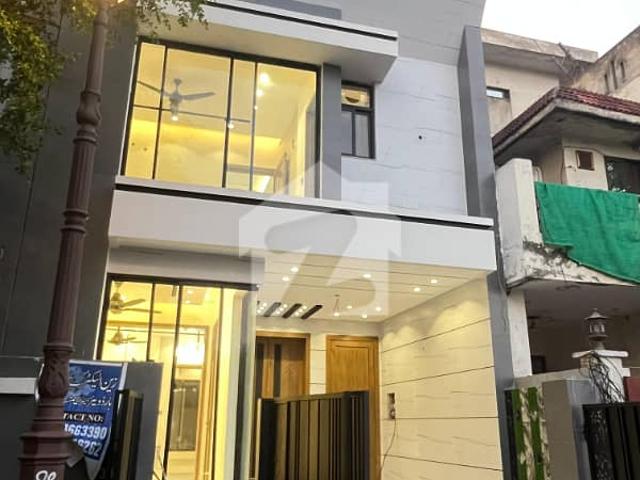 House for sale in لاہور, لاہور ڈویژن