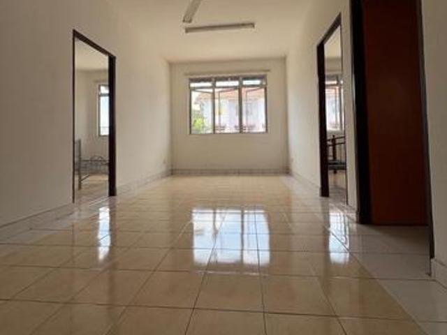 Apartment for sale in Nilai, Negeri Sembilan