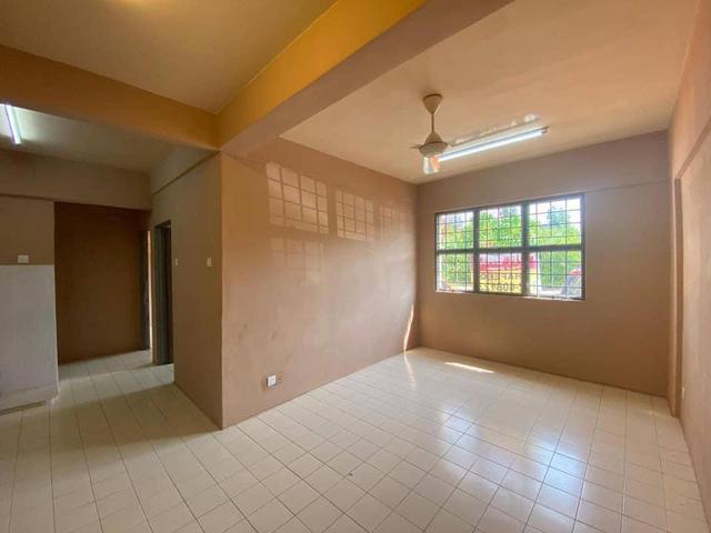 Flat for sale in Kajang, Langat