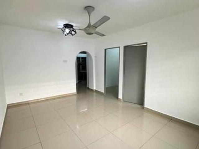 Flat for sale in Kota Damansara, Petaling Jaya