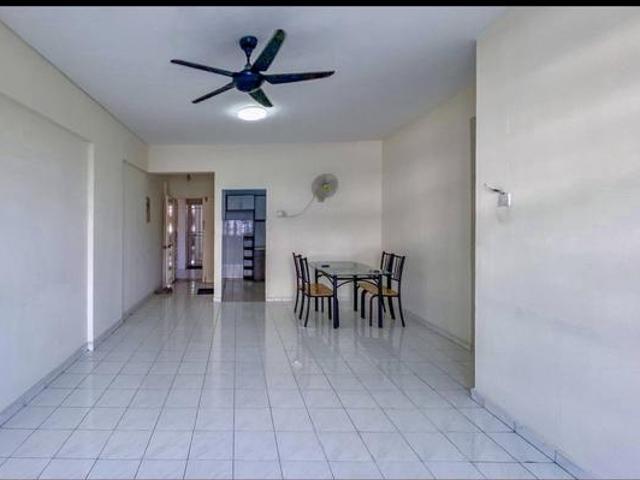 Apartment for sale in Petaling, Damansara Damai