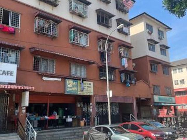 Apartment for sale in Kajang, Langat