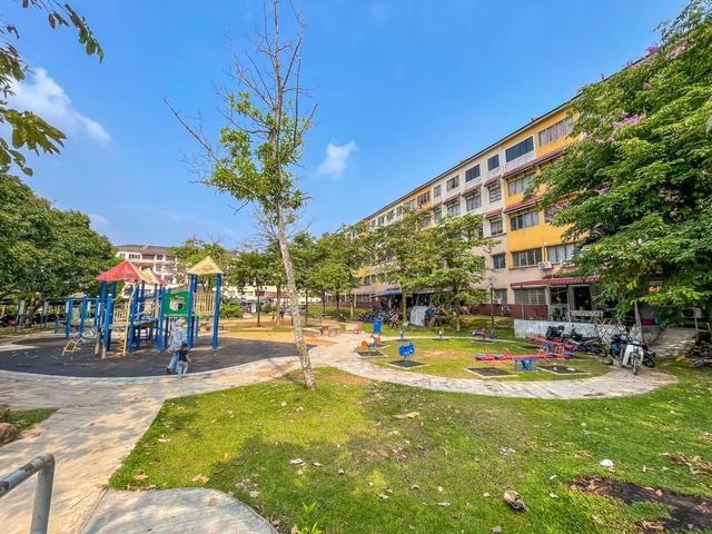Flat for sale in Petaling, Damansara Damai