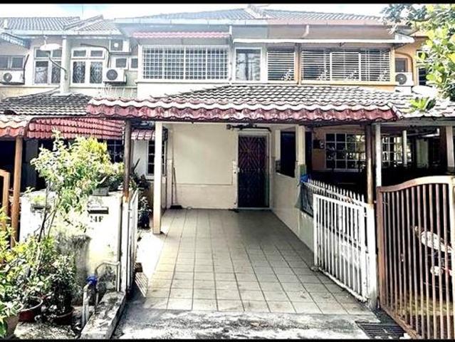 Townhouse for sale in Country Heights Damansara, Kuala Lumpur
