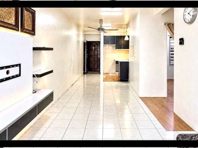 Apartment for sale in Petaling Jaya, Petaling