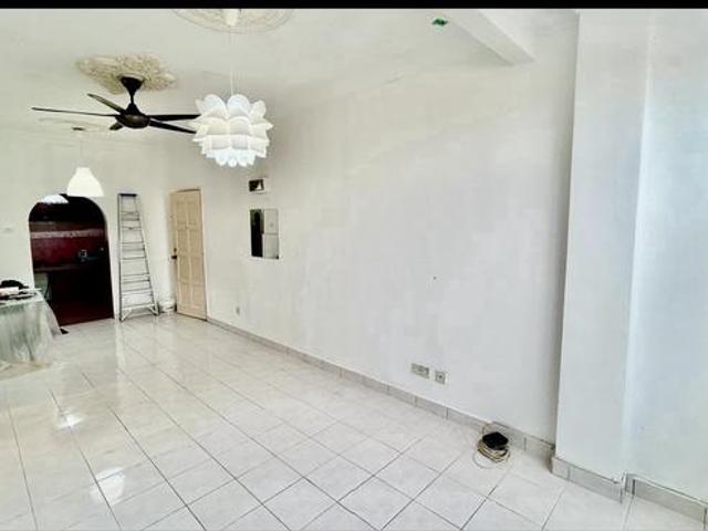 Apartment for sale in Kajang, Langat