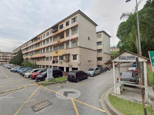 Flat for sale in Petaling, Damansara Damai