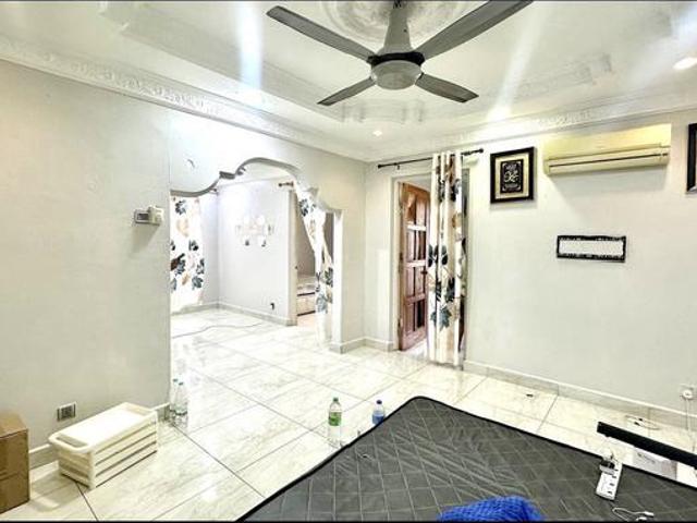Apartment for sale in Country Heights Damansara, Kuala Lumpur
