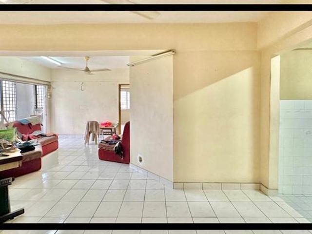Condominium for sale in Langat, Selangor