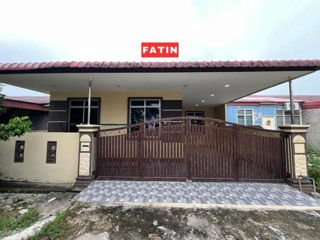 Terraced House for sale in Wellesley, Penang