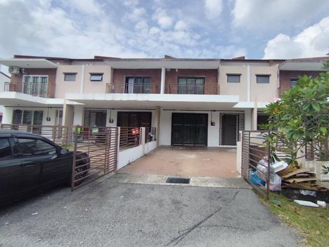 Terraced House for sale in Tanjong Sepat, Selangor
