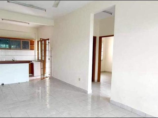 Apartment for sale in Kajang, Langat