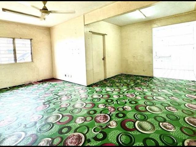 Apartment for sale in Country Heights Damansara, Kuala Lumpur