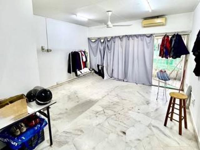 Apartment for sale in Desa Pandan