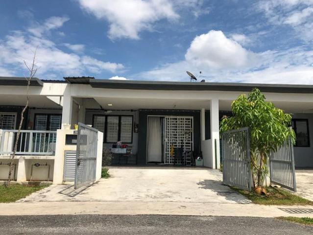 Terraced House for sale in Tanjong Sepat, Selangor