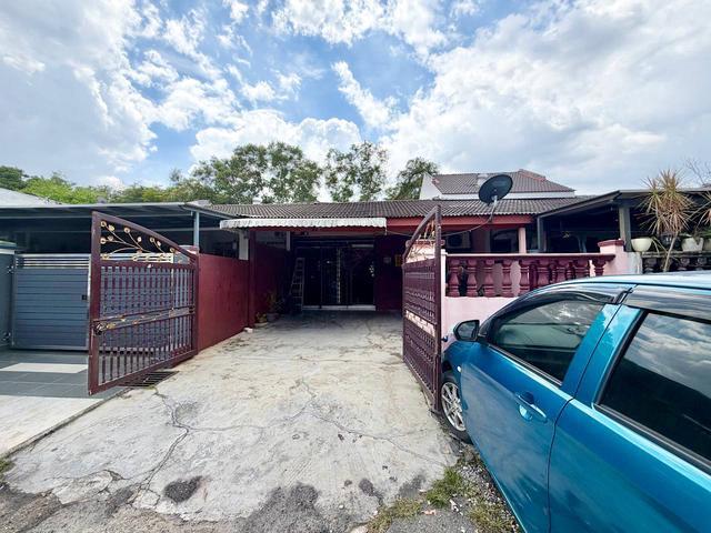 Terraced House for sale in Petaling, Subang Jaya