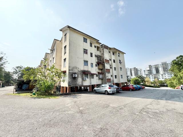 Apartment for sale in Kajang, Langat