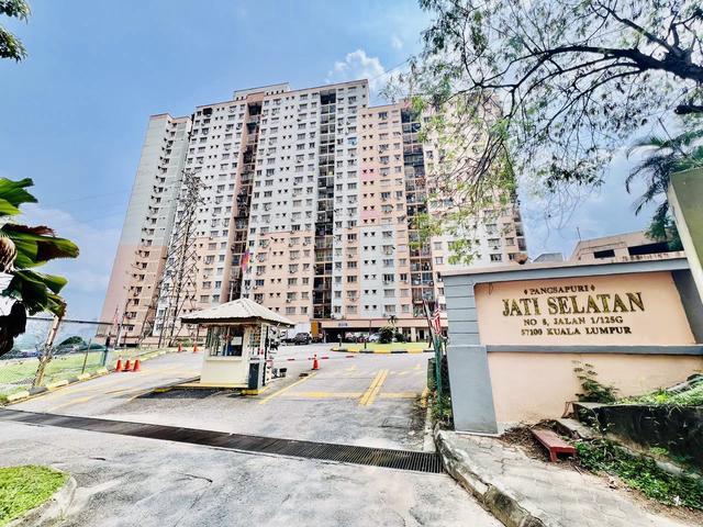 Apartment for sale in Country Heights Damansara, Kuala Lumpur