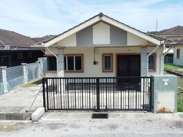 Residential House for sale in Perak, Behrang Stesen