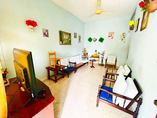 Terraced House for sale in Kuala Selangor, Selangor