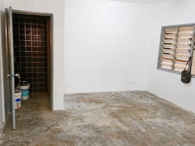 Flat for sale in Petaling, Damansara Damai