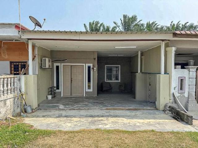Terraced House for sale in Banting, Selangor