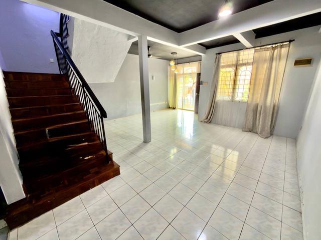 Terraced House for sale in Tanjong Sepat, Selangor