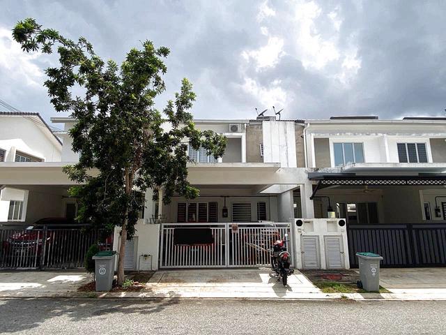 Terraced House for sale in Sendayan Village, Negeri Sembilan