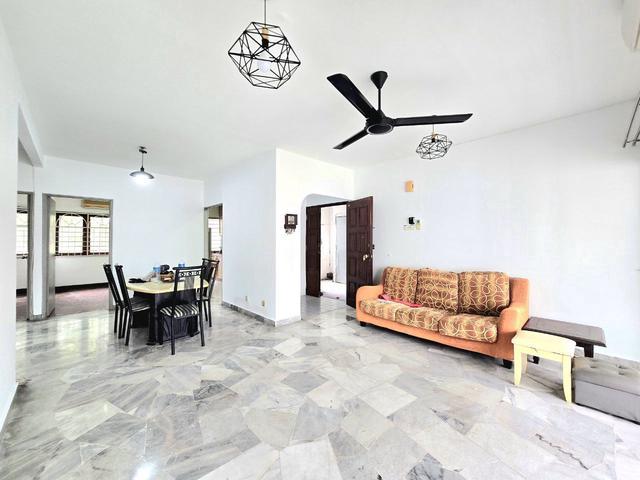 Apartment for sale in Desa Pandan