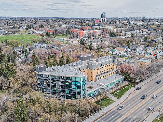 Condo for sale in Wedgewood, Alberta