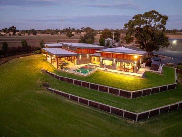 Cottage for sale in Moama, New South Wales