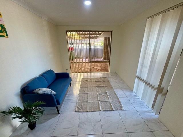 Room for rent in Booragoon, Western Australia
