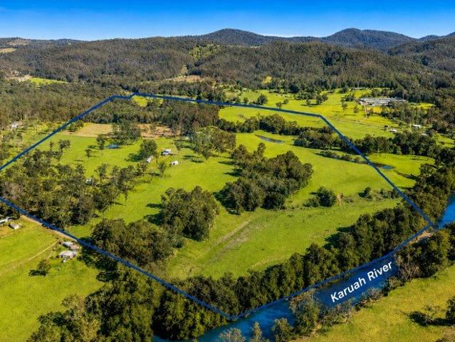 Cottage for sale in Booral, New South Wales