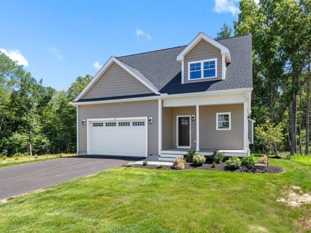 Condo for sale in Upton, Worcester County