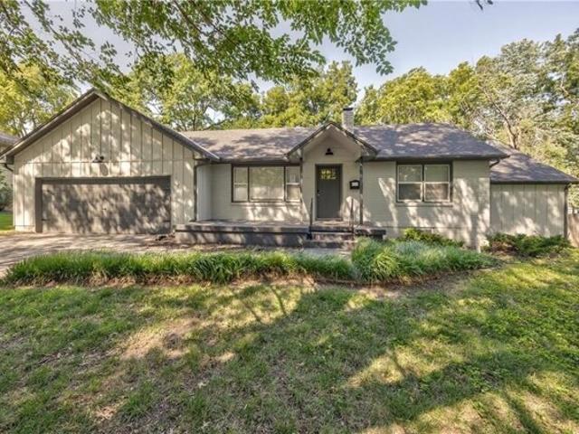 House for sale in Prairie Village