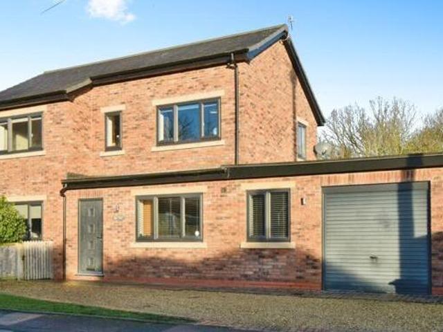 House for sale in Knutsford