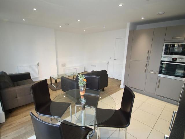 House for rent in Westminster, Victoria