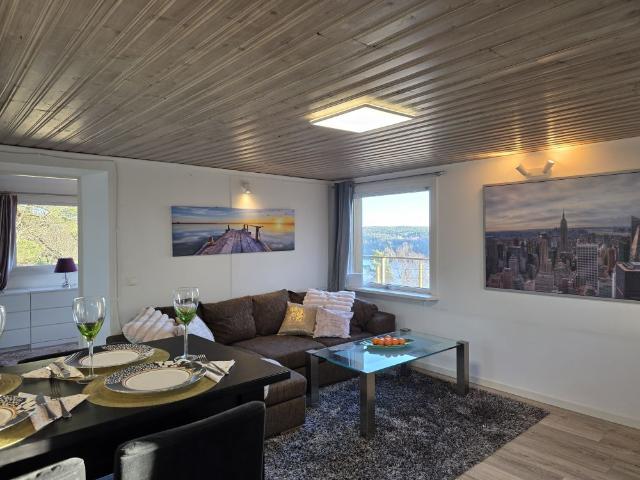 Hus hyra i Källdalen, Mölnlycke