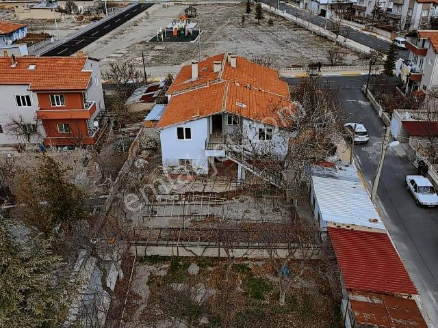 Niğde içerisinde satılık Villa