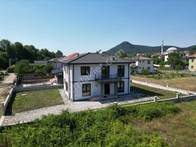 Akyazi, Sakarya içerisinde satılık Villa