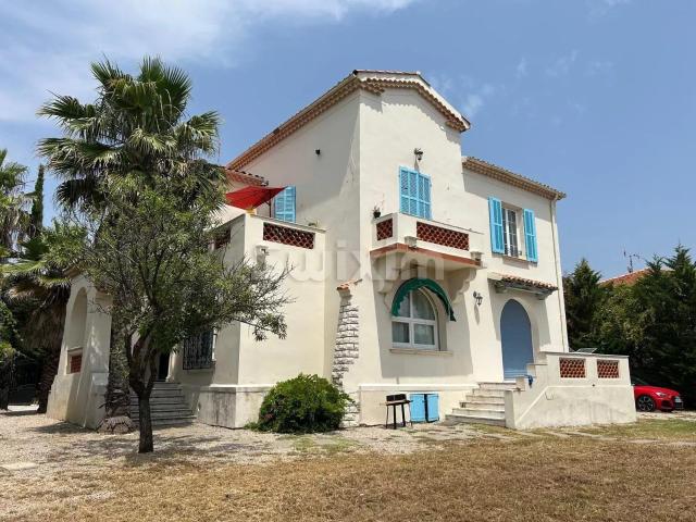 Immeuble vente à Cagnes-sur-mer, Haut-de-Cagnes