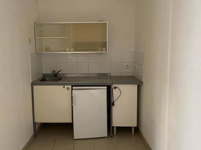 Studio location à Bordeaux, Port de la Lune, Bordeaux