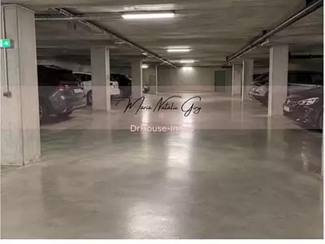 Garage vente à Bordeaux, Port de la Lune, Bordeaux