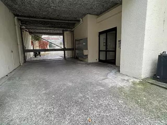 Garage location à Bordeaux, Port de la Lune, Bordeaux