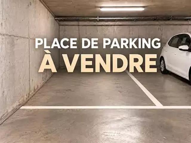 Garage vente à Bordeaux, Port de la Lune, Bordeaux